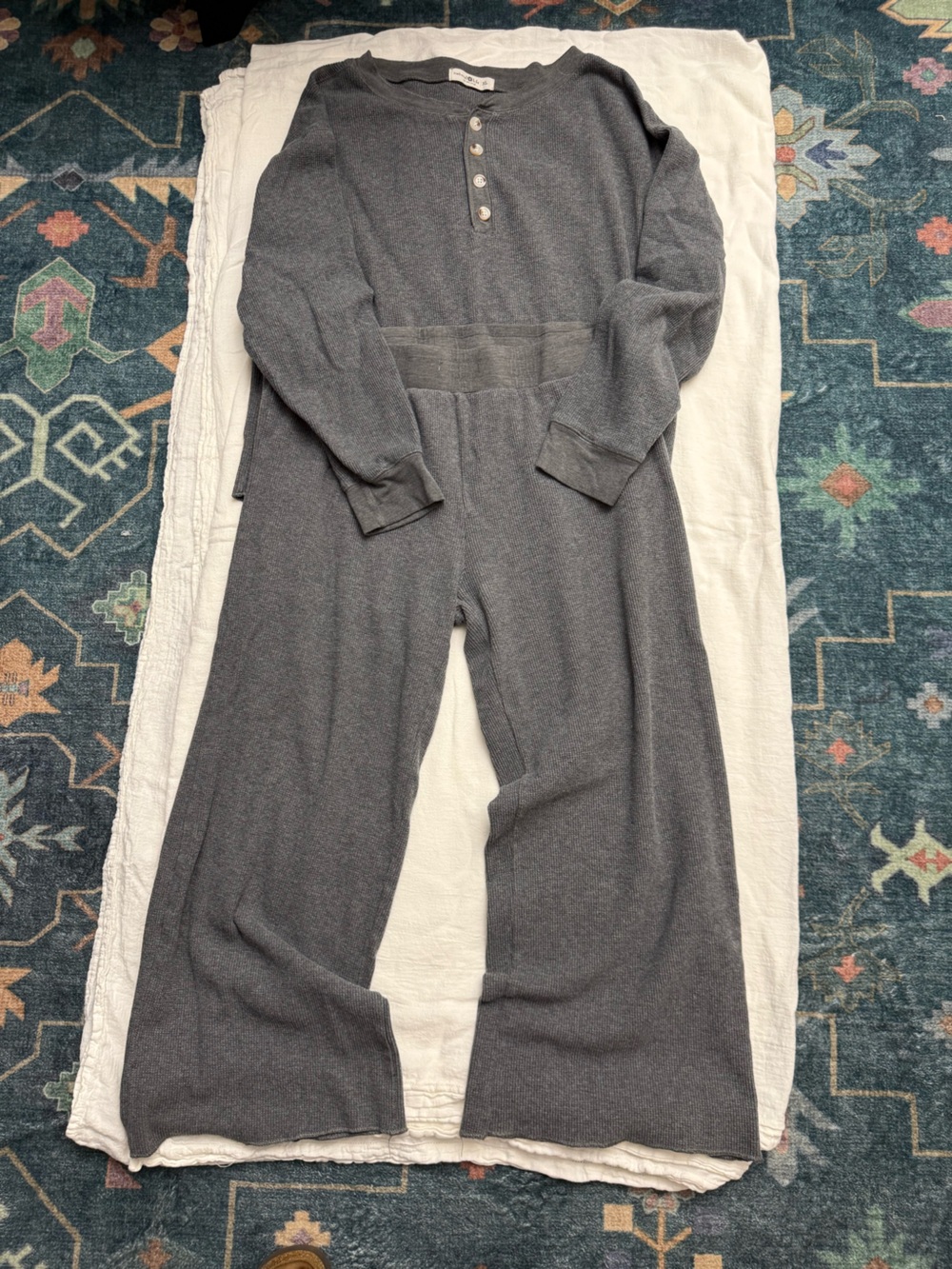 NATURAL LIFE Charcoal Gray Thermal Henley Lounge Set